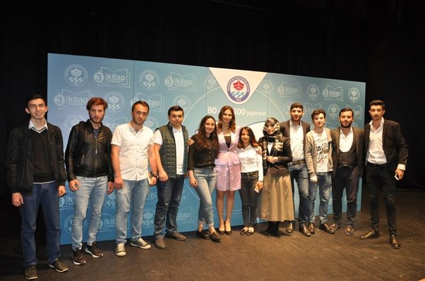Millət vəkili tələbələrlə görüşdə onları Qarabağ həqiqətlərinin yayılmasında fəal olmağa çağırdı