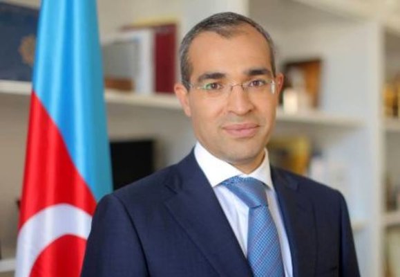 Mikayıl Cabbarov müəllimlərlə bağlı