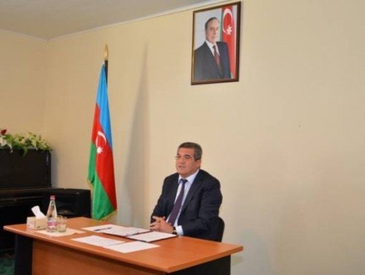 Qaradağın başçısı Süleyman Mikayılovun təhsil maxinasiyası