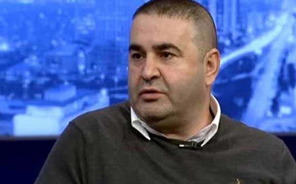 Psixi xəstəxanada müalicə alan aktyorun gizli görüntüləri
