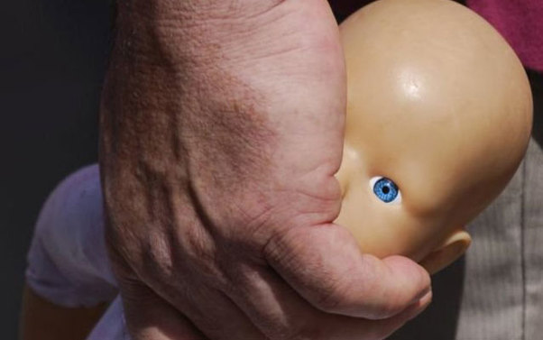 Azyaşlı uşaq öldü