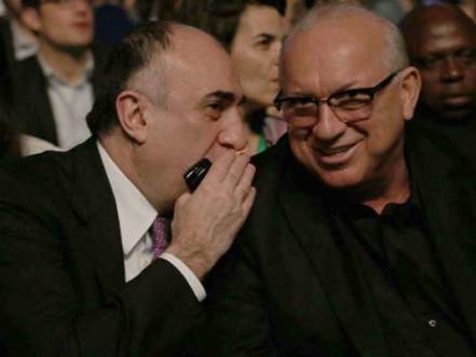 Tərtərə bomba yağan anlarda nazir və məmurlar Ramazottinin konsertində