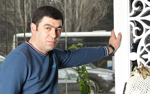 İntihar edən məşhur şirkətin rəhbəri bir müddət əvvəl