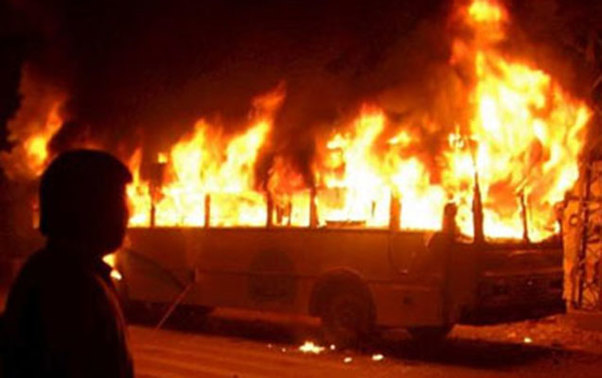 Bakıda avtobus yandı