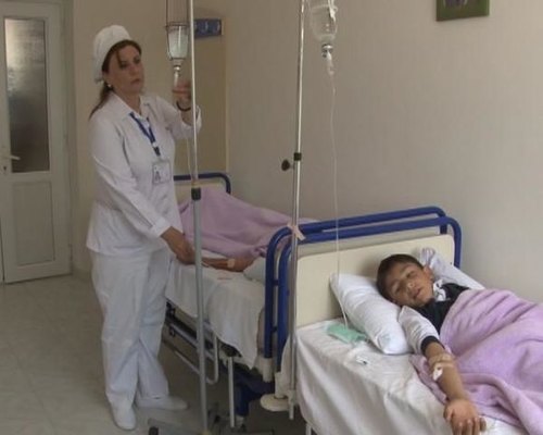 Siyəzəndə məktəbdə kütləvi zəhərlənmə