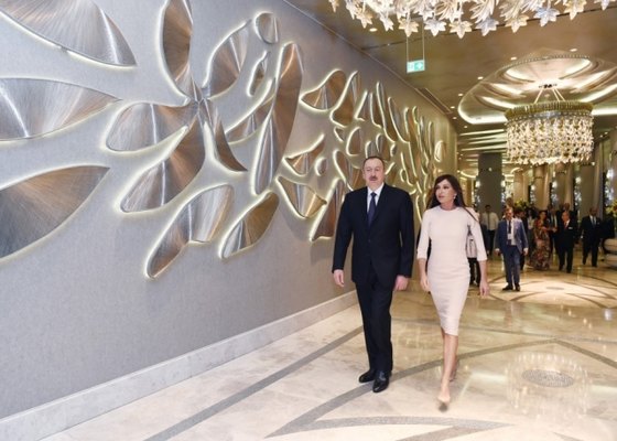 Prezident və xanımının adından ziyafət verildi