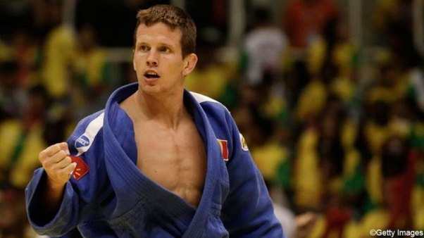 Rioda növbəti qalmaqal