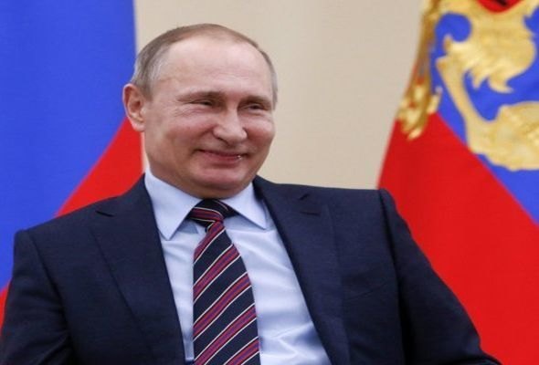 Putin jurnalistlə zarafat etdi