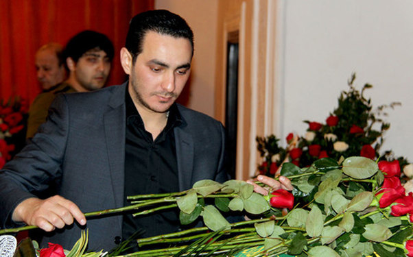 İhamənin oğlu həbs edilməsi xəbərindən danışdı