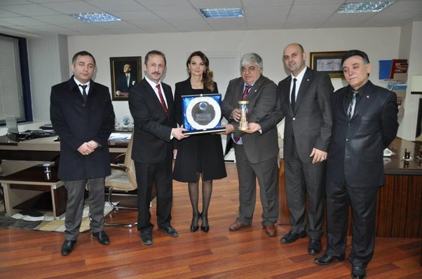 Millət vəkili İzmit rəhbərliyi ilə müzakirələr aparıb