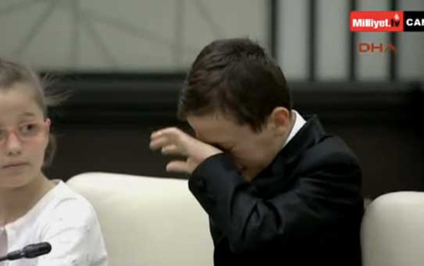 Ərdoğana sual verən şəhid oğlu