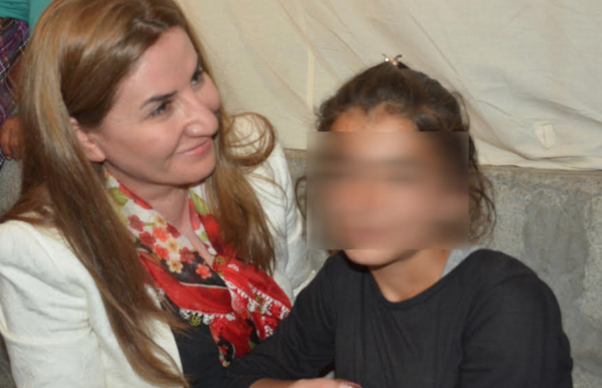 12 yaşlı qız İŞİD-in əlindən qaçdı