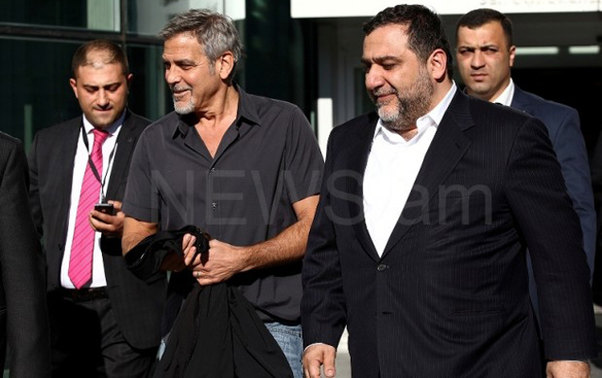 Corc Kluni İrəvanda erməni-dilində danışdı