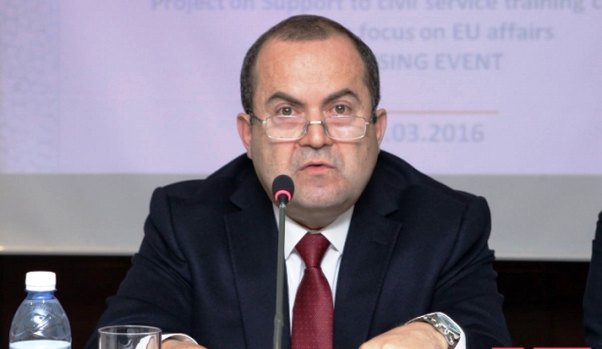 İmtahan Mərkəzində