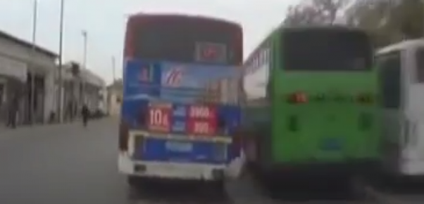 Bakıda avtobus sürücüsü