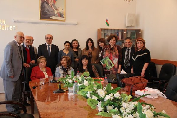 В Бакинском славянском университете состоялась встреча с сотрудниками журнала «Литературный Азербайджан»