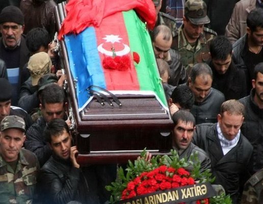 Nazir: Şəhidlərin ailələrinə mənzil veriləcək