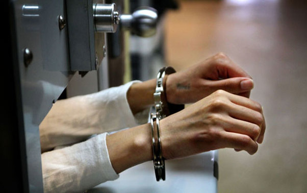 Axtarışda olan “diplom dələduzu” saxlanıldı