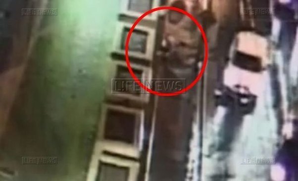 Moskvada Azərbaycan konsulluğunun əməkdaşını döydülər