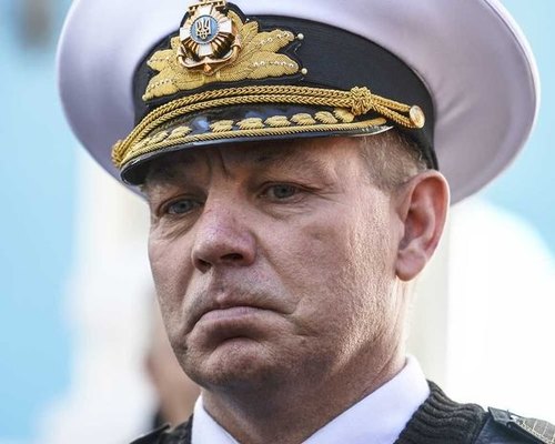 Poroşenko Hərbi-Dəniz Qüvvələrinin komandanını işdən çıxardı