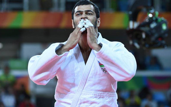 “Atama minnətdaram, o, məni idmana qoyub...”