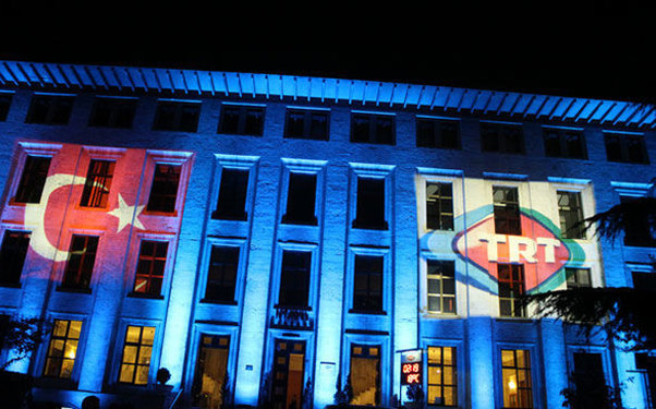 TRT telekanalının onlarla əməkdaşı saxlanılıb