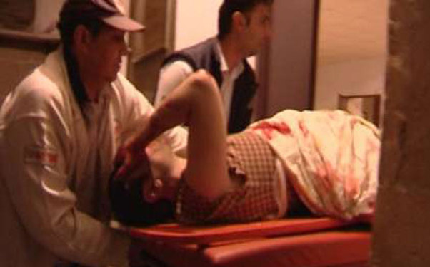 Yasamalda 18 yaşlı gənc başından bıçaqlandı