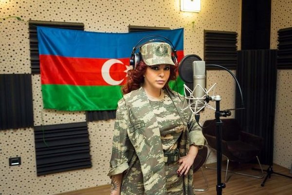 Aygün Kazımova Azərbaycan əsgərinə mahnı həsr etdi