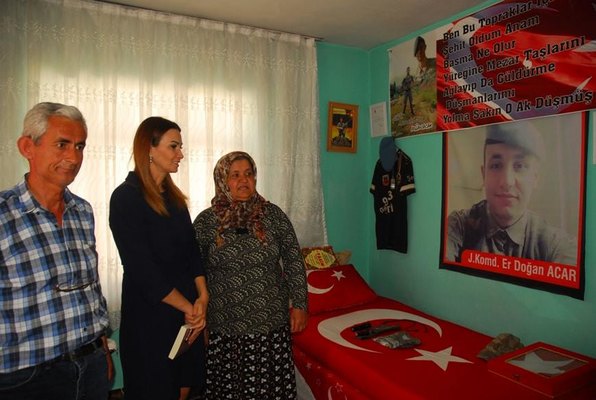 Türkiyənin şəhid ailələri Azərbaycanlı şəhidlər bizim də övladımızdır