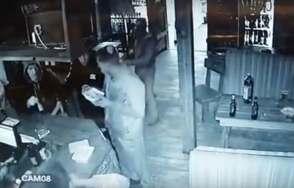 Kafedə dəhşətli qətl