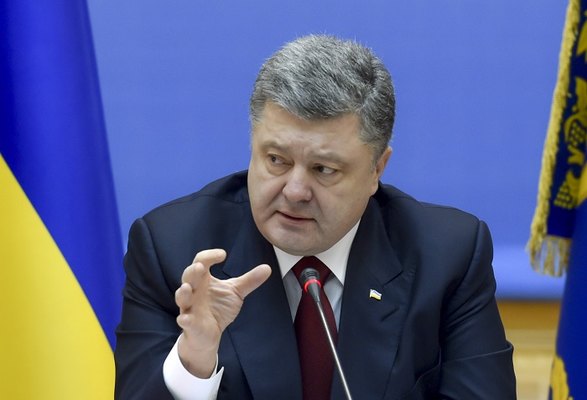 Poroşenko iki erməniyə