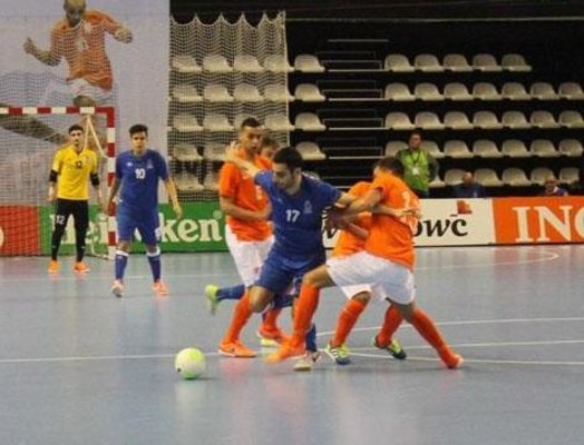 Millimiz Hollandiyaya qarşı