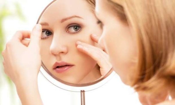 Gözaltı qara ləkələrdən qurtulun