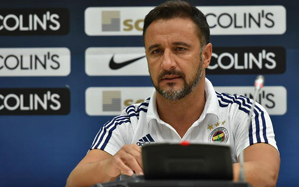 “Fənərbaxça” baş məşqçisini qovdu