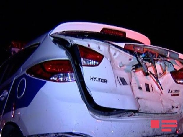 Bakıda sərxoş sürücü yol polisi avtomobilini vurdu