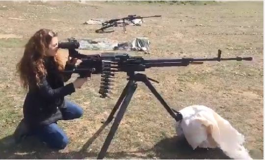 Aparıcı cəbhə bölgəsində iriçaplı pulemyotdan atəş açdı
