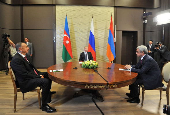 Putin Əliyev və Sarkisyana zəng etdi