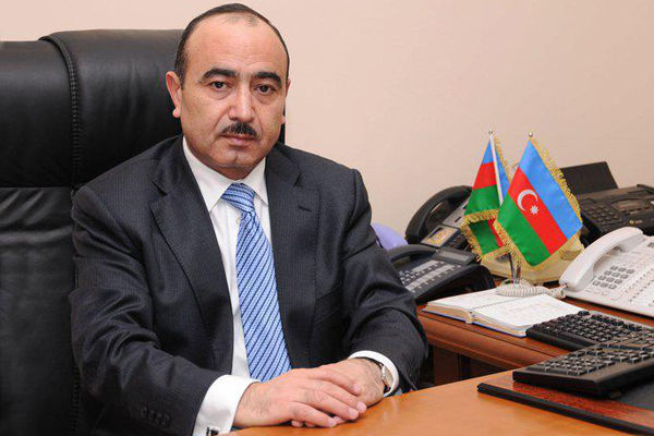 Prezidentin köməkçisi: Ermənistan atəşi davam etdirir