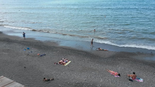 Çimərlikdə bu halla rastlaşsanız, polisə xəbər verin