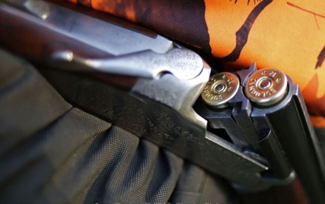 Lerikdə 18 yaşlı gənc özünü güllələdi