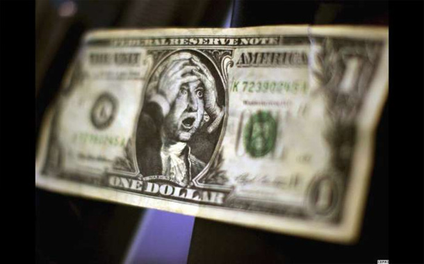 Dolların qiyməti sürətlə enir