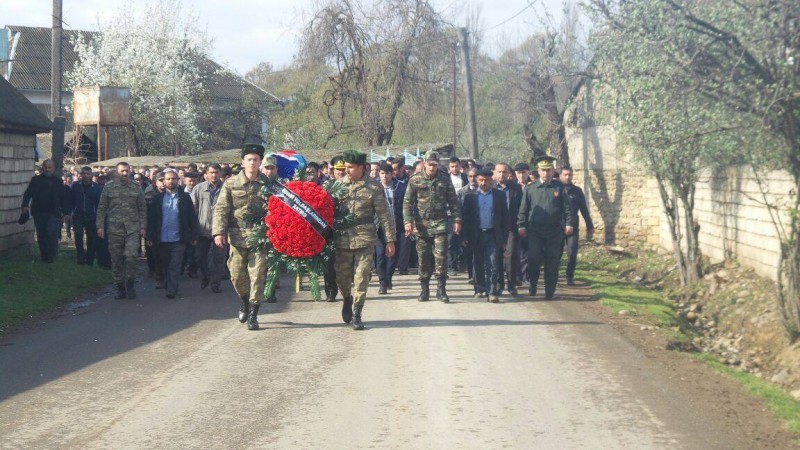 Şəhid zabitimiz dəfn olundu - FOTOLAR