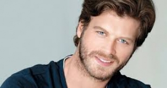 Kıvanç Tatlıtuğ əməliyyat olunacaq