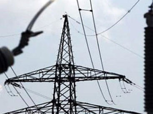 İran və Azərbaycan elektrik enerjisi mübadiləsini artırıblar