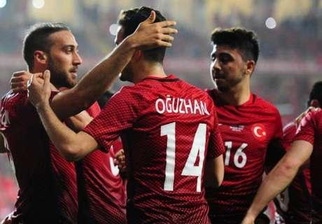 Türkiyə qalib gəldi, İtaliya İspaniya ilə heç-heçə etdi