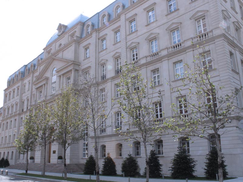 Azərbaycan yeni qiymətli kağızlar