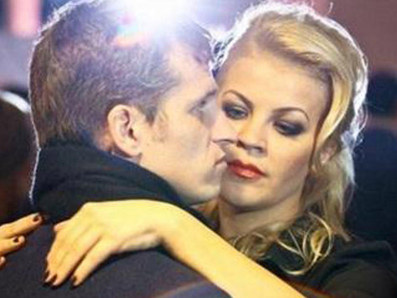 Azərbaycanlı futbolçu arvadını döydü