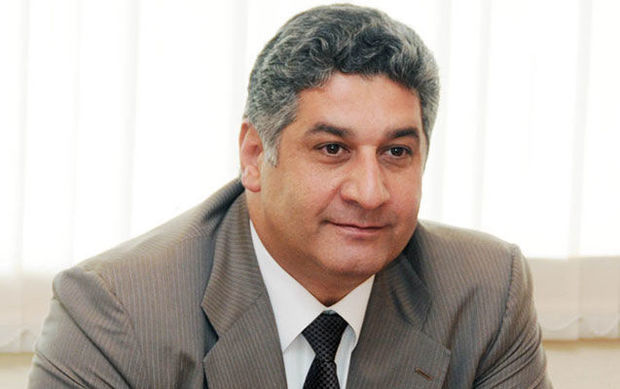 Azad Rəhimov Dubaya getdi