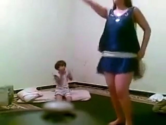 Azyaşlı oğlunun yanında oriental oynayan ana ulduz oldu