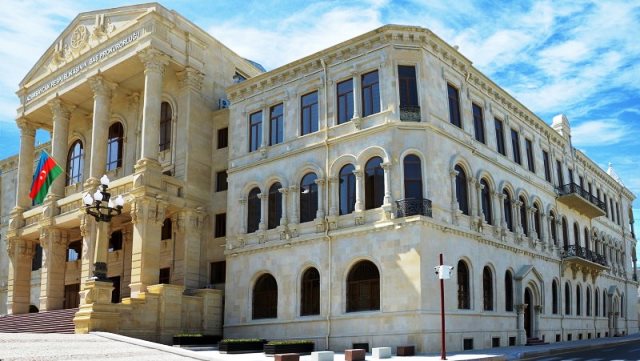 `Qohumluq söhbəti əsassızdır`